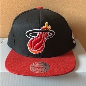 Mitchell & Ness Miami Heat Snapback Hat